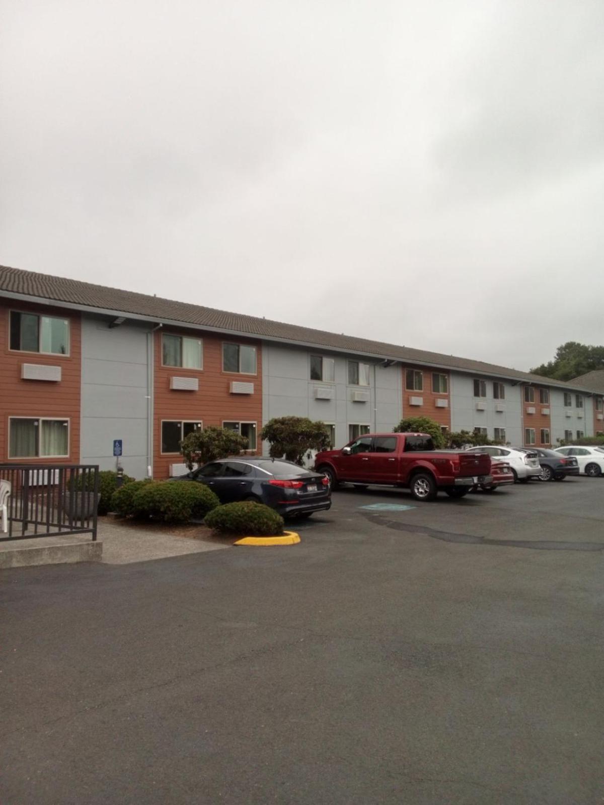 The Tillamook Inn Exteriör bild
